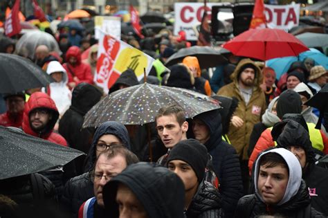 Salaires comment s organisent les grévistes en France moustique be