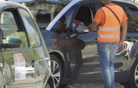 Lotta Ai Parcheggiatori Abusivi Emessi A Siracusa Due Daspo Urbani