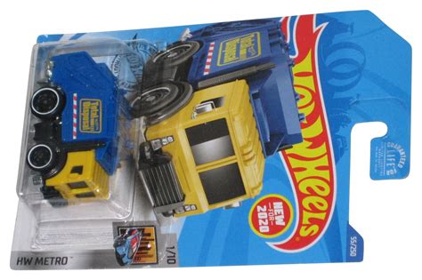 Hot Wheels Total Disposal Yellow Blue Garbage Truck 2020 HW Metro Toy 55 250 Walmart