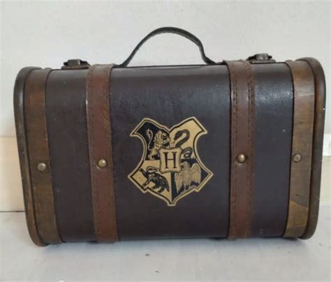 Harry Potter On Twitter Harry Potter Empty Briefcase Trouble Finds Me