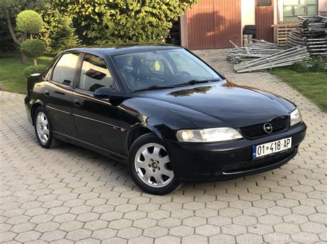 Opel Vectra 18benzin Vp2000 Ferizaj