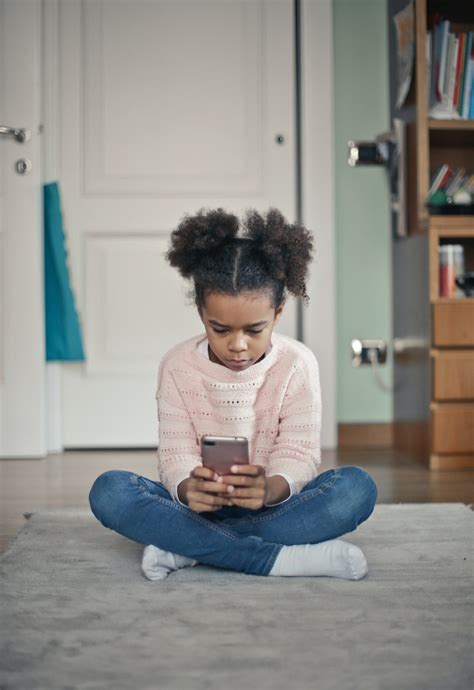 Child Internet Users far Exceeds Teen Users - Ecomhunt Blog | Free Tips
