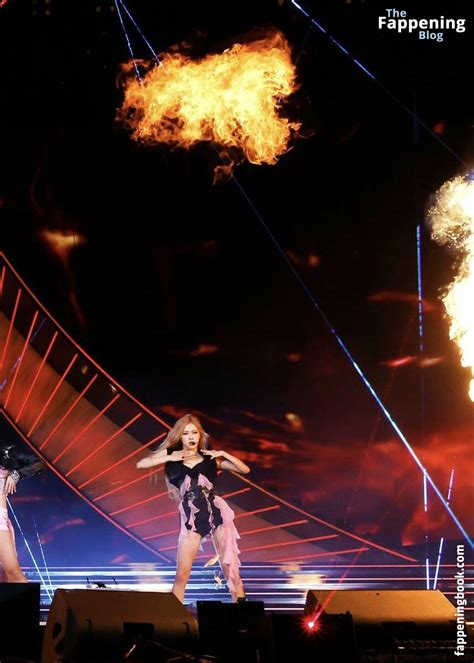 Rose Rosebeck Imrosebeck Rose477 Roses Are Rosie Nude OnlyFans Leaks The Fappening