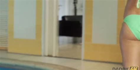 DADDY K Schöne Dame hat heißen Sex mit alten Mann auf Tnaflix