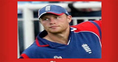 Flintoff sidelined by ankle injury - Daily Star