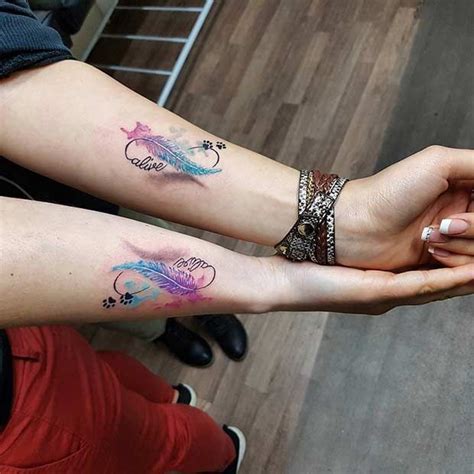 89 Heart Warming Sister Tattoos With Meanings Stayglam Feather Tattoos Matching Sister