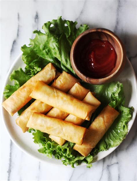 Cheeseburger Spring Rolls Couple Eats Food