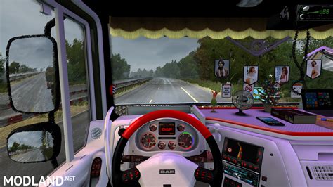 DAF XF 105 Super Space Cab-Red/White interior-1.30 - ETS 2