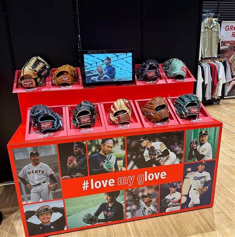 長崎望未さんのインスタグラム写真 長崎望未instagram「 Rawlingsとeastonの展示会 いつもの展示会より グレードアップしてて凄かった😍🫶🏻 ローリングスは