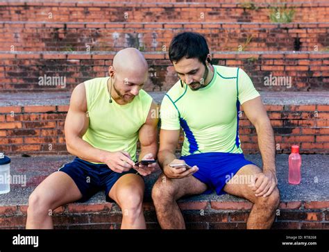 Bodybuilding Athletes Hi Res Stock Photography And Images Alamy