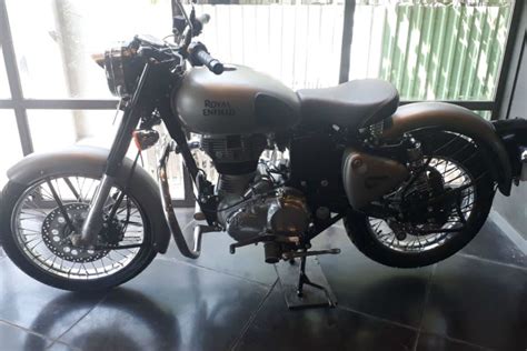 Royal Enfield Classic 350 Gunmetal Grey Gets ABS