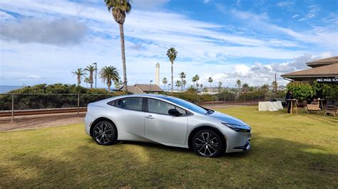 Review 2023 Toyota Prius Prime Plug In Reboots Volt Formula