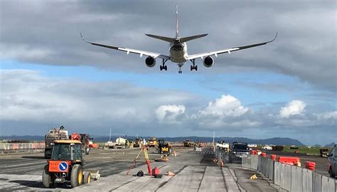 Auckland International Airport Completes 1100m Of Runway Repairs