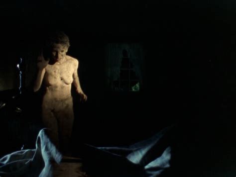 Nude Video Celebs Meredith Snaider Nude Habit