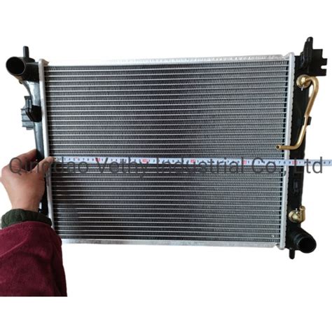 Auto Parts Radiator For Hyundai Verna Engine Cooling Radiator 25310