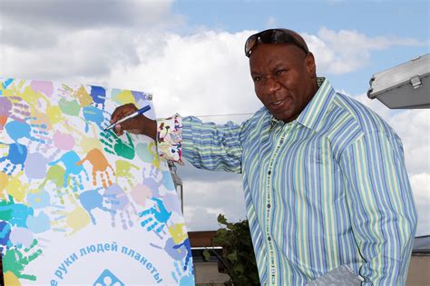 Actor Ving Rhames Was Once Mistaken For Robber, Held At Gunpoint At Own