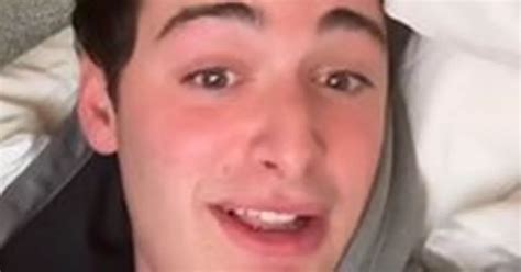 Stranger Things Star Noah Schnapp Stuns Fans By Coming Out As Gay In Tiktok Video Daily Star