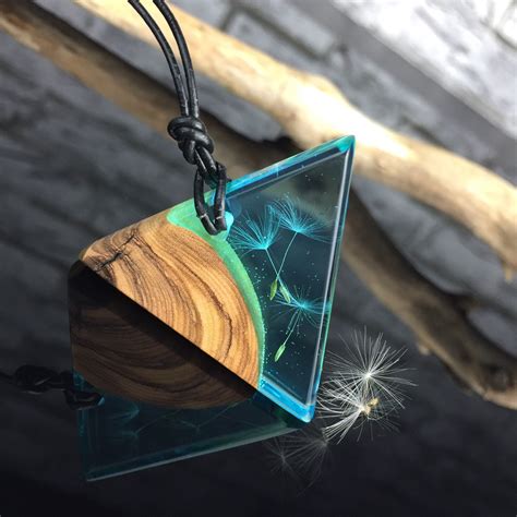 Triangle Resin Wood Necklace Dandelion Dreieck Harz Holz Etsy