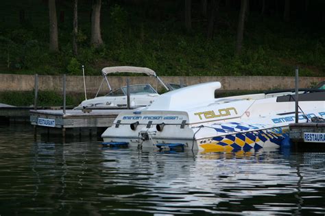 Boating / Marinas - The Lake Anna Visitor Center