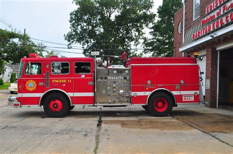 Edison Fire Department Engine 14 1994 Seagrave Triborough Flickr