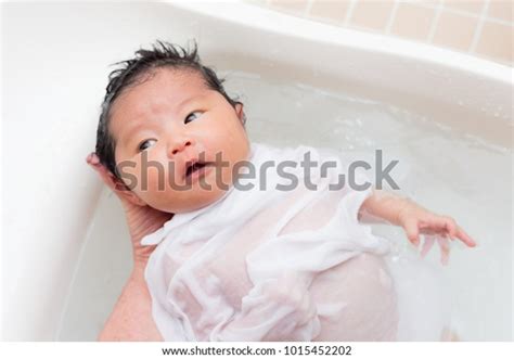 Newborn Baby Bathing Stock Photo (Edit Now) 1015452202