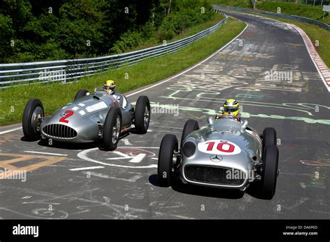 Arrows f1 team hi-res stock photography and images - Alamy