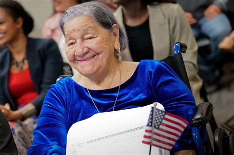 99-Year-Old Indian Woman Becomes US Citizen: Finally Awarded US ...