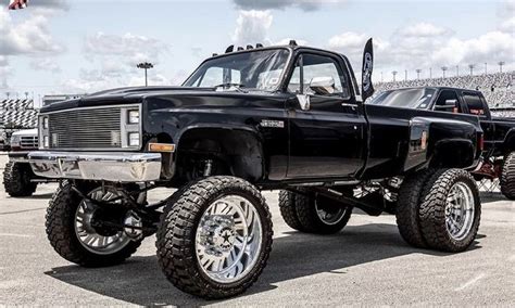 Chevy C30 Dually | Trucks lifted diesel, Classic pickup trucks, Gm trucks