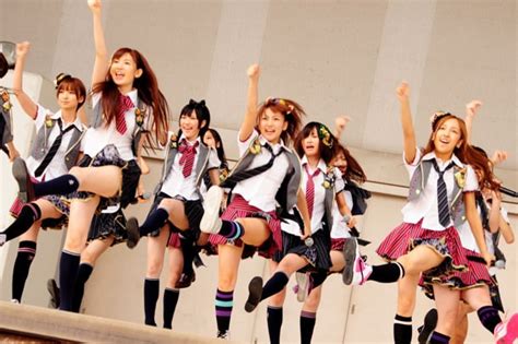 「会いたかった」の決めポーズ Akb48「涙サプライズ！」イベントにファン5000人集結 画像ギャラリー 1328 音楽ナタリー