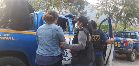 Policía Nacional Civil De Guatemala Mujer Capturada En Allanamiento Es