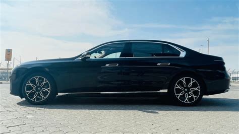 Rent BMW 7 Series With A Driver Chauffeur Service Dubai White Line