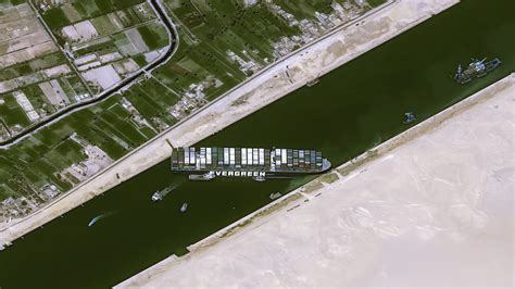 How big is the boat stuck in the Suez canal? — Quartz