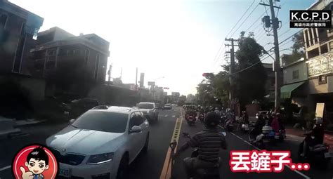 酒駕3次學不乖！狂伯又被攔 「鐵鏟扔警」街頭來尬車 Ettoday社會新聞 Ettoday新聞雲