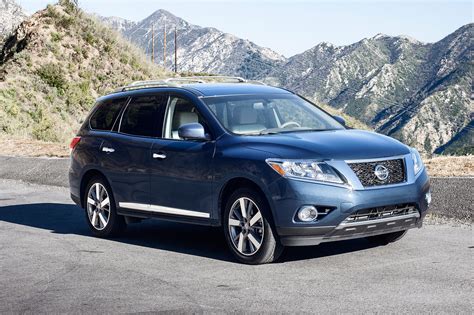 Nissan Pathfinder 2013 Prueba A Largo Plazo Autos Terra Motor Trend