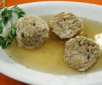 Ricetta Canederli alla tirolese Knödel La Ricetta di GialloZafferano