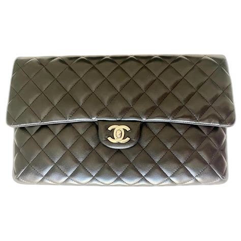 Classique CHANEL Timeless Classic Flap Bag LARGE En Format Pochette