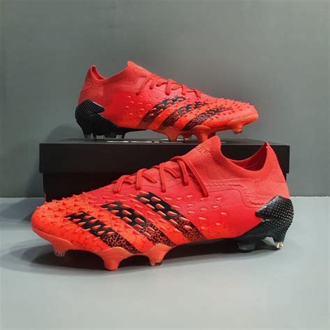 Jual Sepatu Bola Adidas Predator Freak 1 Low Red Black Shopee Indonesia