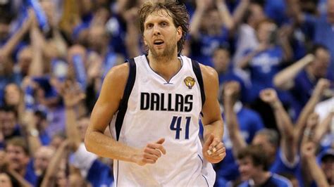 Nowitzki Führt Dallas Zurück In Die Erfolgsspur Basketball Sportarten