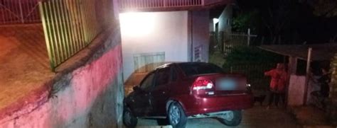 Motorista Embriagado Esquece Freio De M O E Carro Despenca