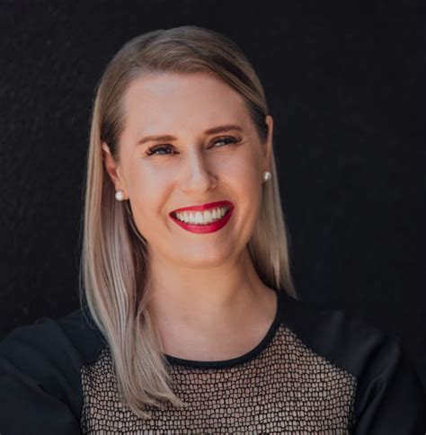 Hot Sexy Sally Prosser Bikini Pics