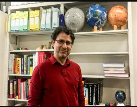 Cientista Brasileiro Pode Ter Descoberto Novo Planeta No Sistema Solar