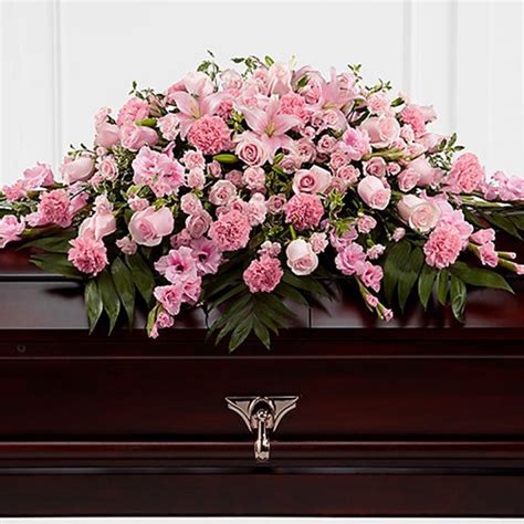 Casket Sprays - La paz Funeral Home Miami