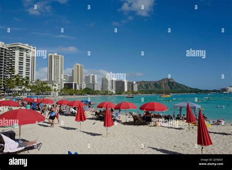 Waikiki beach on Oahu, Hawaii Stock Photo - Alamy