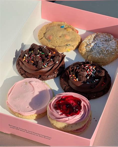 Best 13 crumbl cookie – Artofit