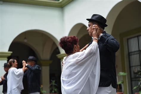 Esta Semana Nete A La Rutina Masiva Y Baila Danz N En El Parque