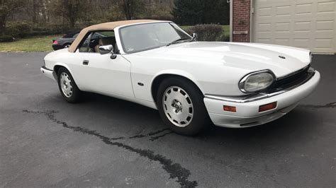 1996 Jaguar XJS Convertible at Indy 2019 as G286 - Mecum Auctions