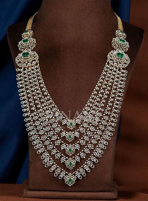 Épinglé par Shireesha Suresh Goud sur Bridal CZ Diamond Jewellery en 2024