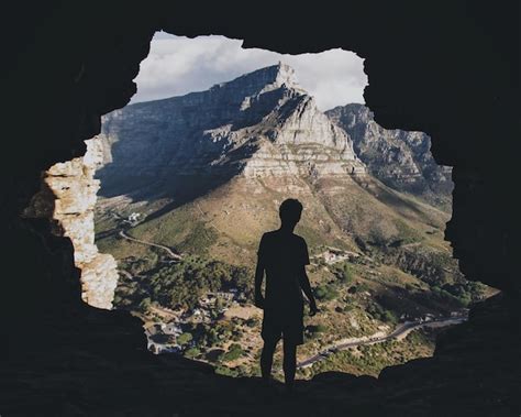 Vista Trasera De La Silueta Del Hombre Foto Premium