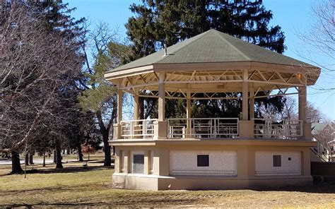 Walbridge Park Shelter, Gazebo, and Community Building Rentals