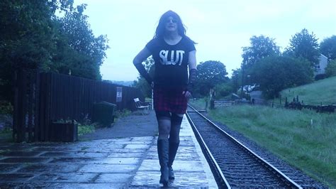 Walking Along A Railway Platform Outdoor Flashing Shemale Public Amateur Porn Xhamster